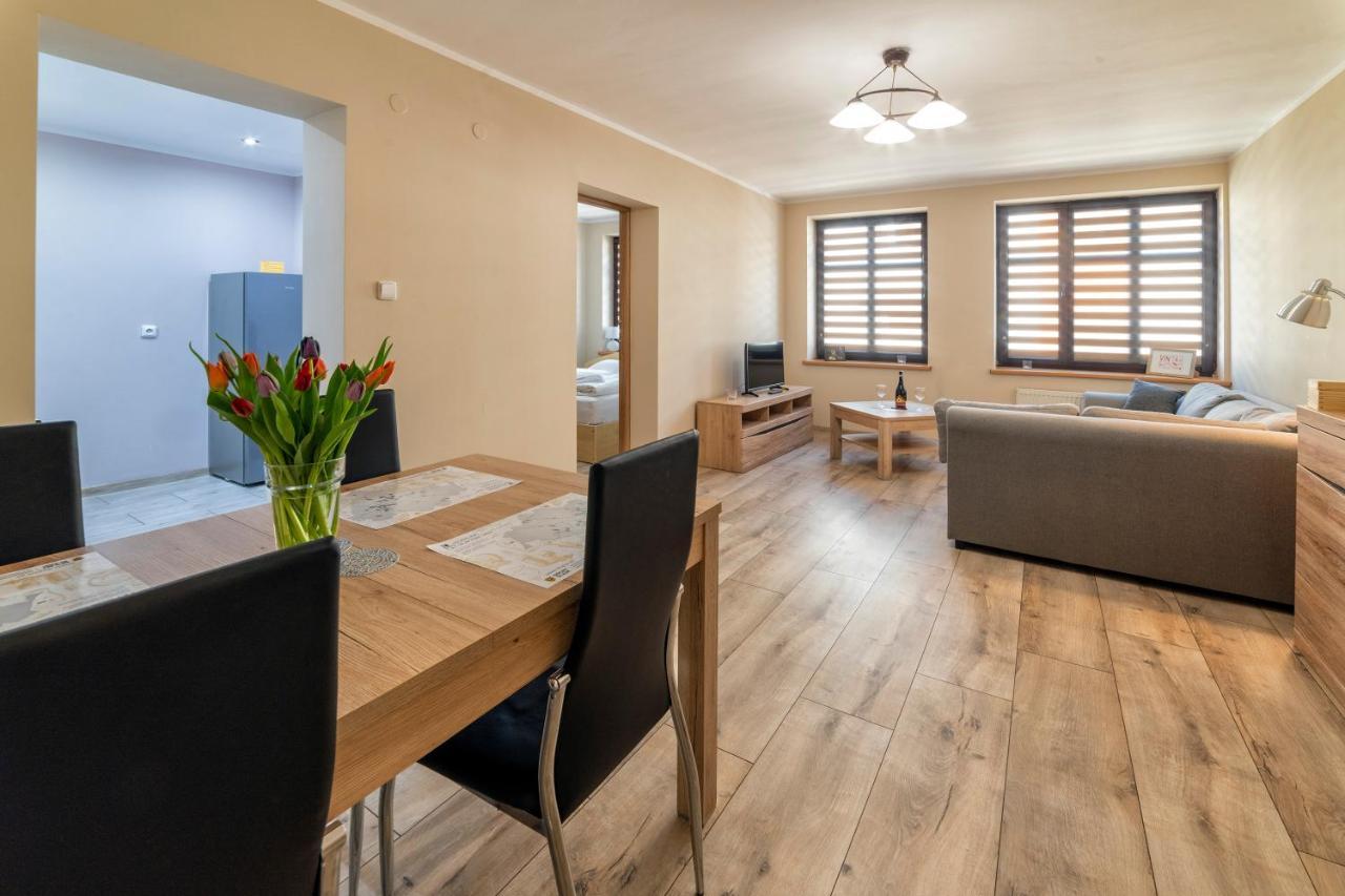 Apartamenty Alicja Dzierżoniów Dış mekan fotoğraf
