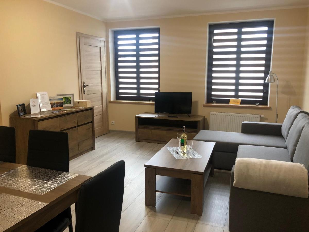 Apartamenty Alicja Dzierżoniów Dış mekan fotoğraf
