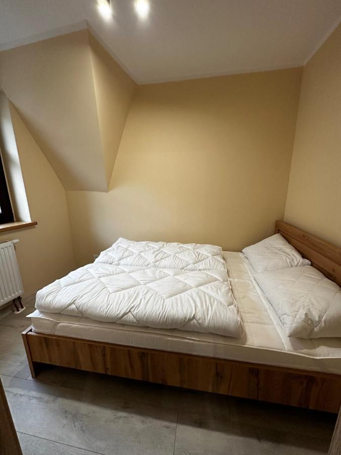Apartamenty Alicja Dzierżoniów Dış mekan fotoğraf