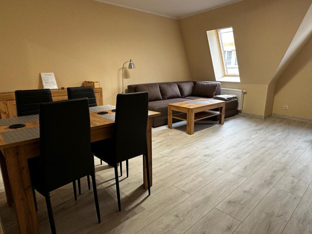 Apartamenty Alicja Dzierżoniów Dış mekan fotoğraf