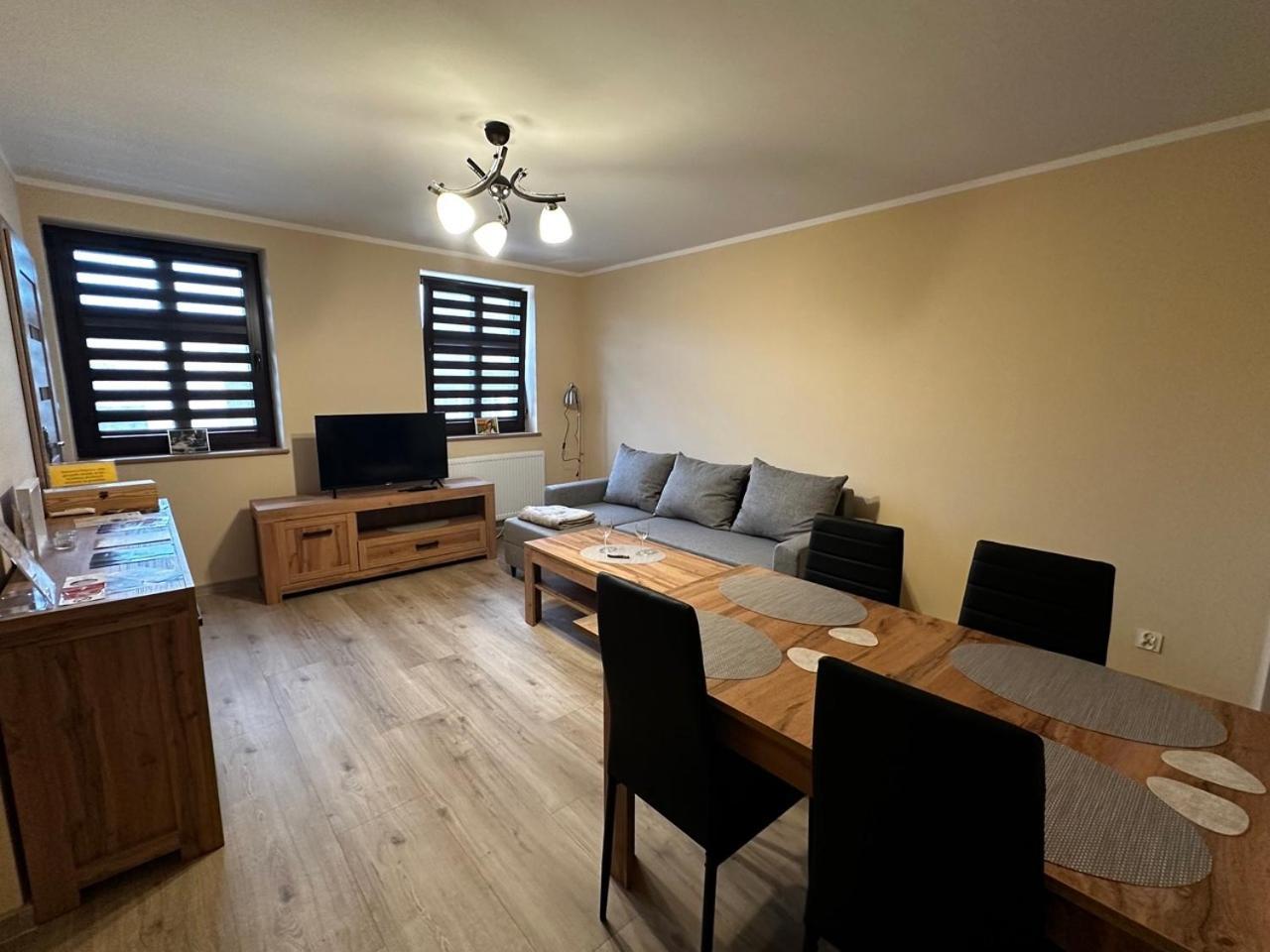 Apartamenty Alicja Dzierżoniów Dış mekan fotoğraf