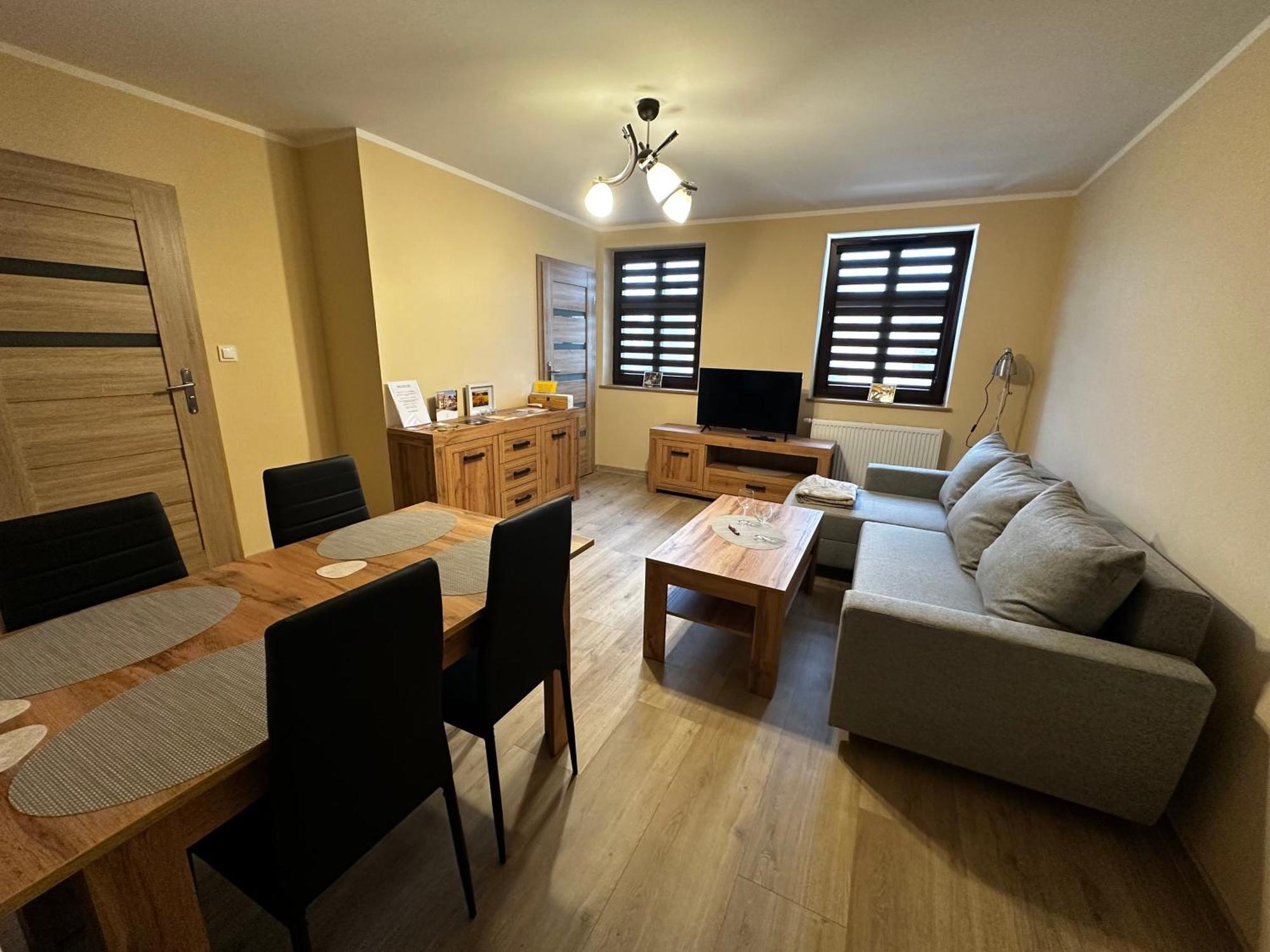 Apartamenty Alicja Dzierżoniów Dış mekan fotoğraf